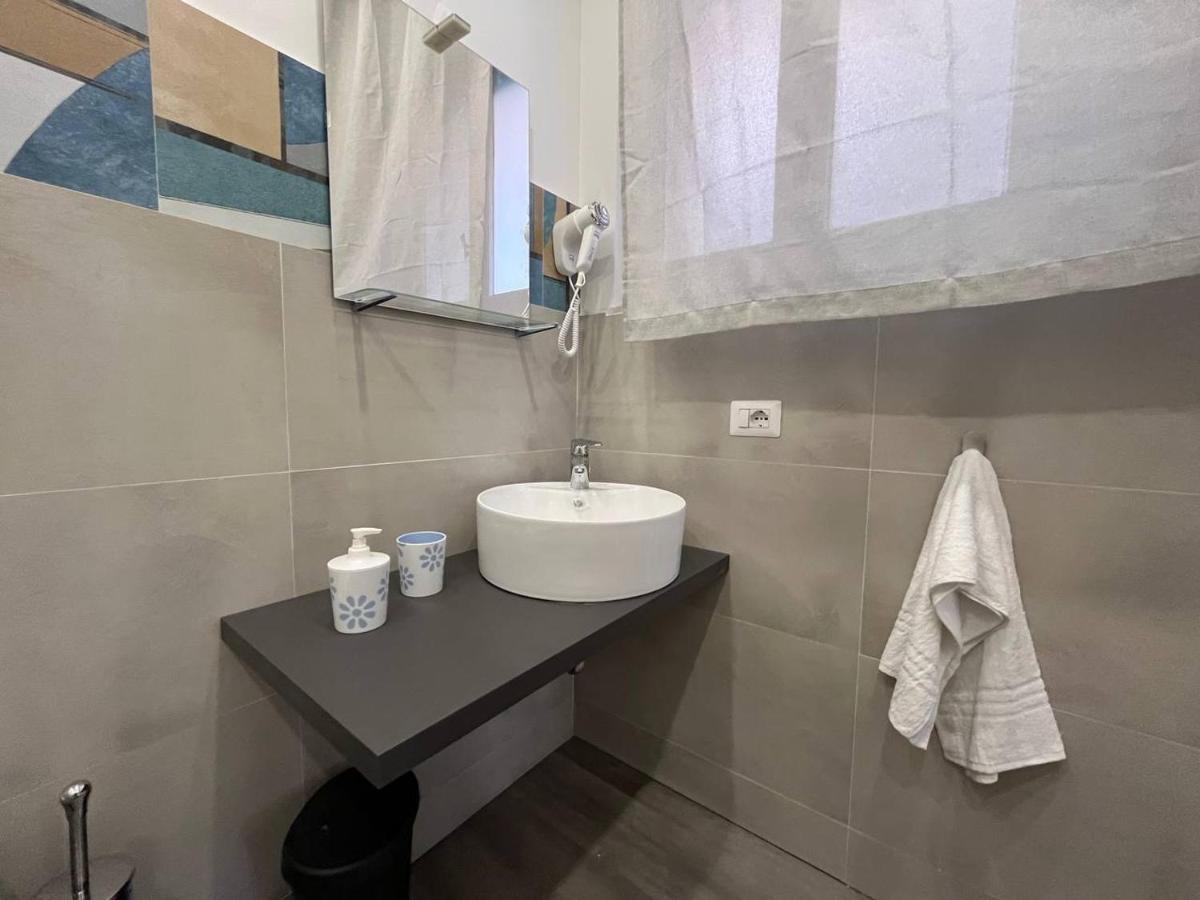 Casa Vacanze Caramagna 2 Ачи Костелло Экстерьер фото